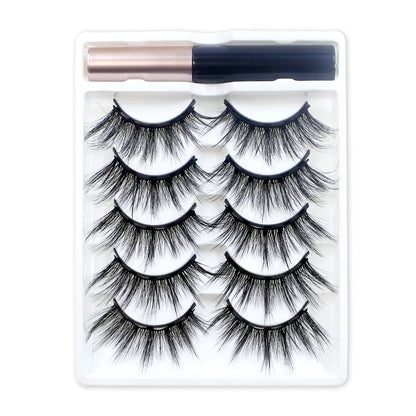 Magnetic Eyelashes With Eyeliner